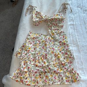 Floral mini skirt set